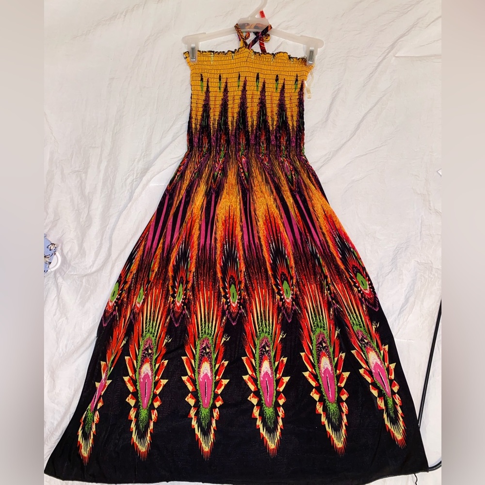 Colorful strapless midi dress